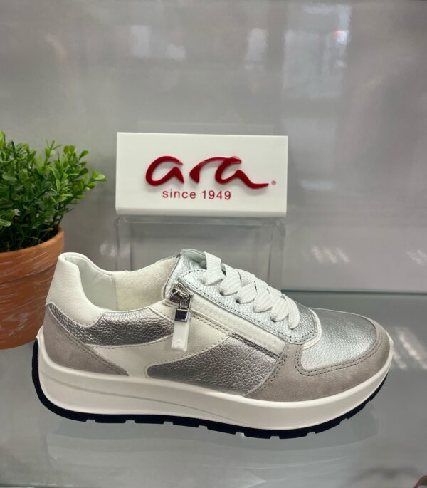 Ara Silver/White